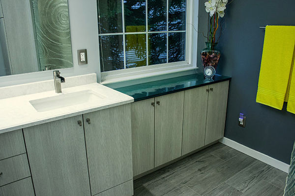 frameless-bathroom-cabinets