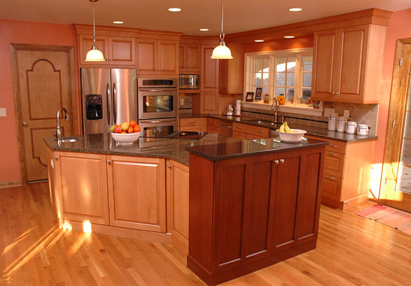 transitional-style-kitchen-with-island