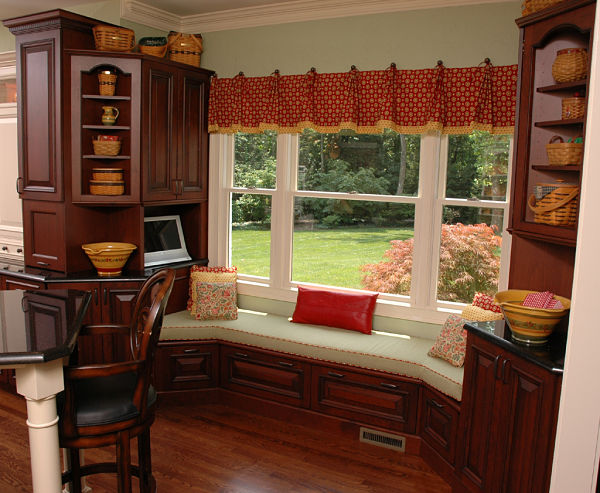 kitchen window seat with storaged rawers
