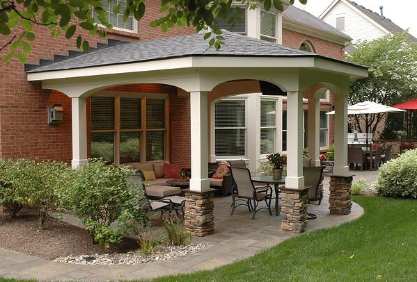 outdoor living room