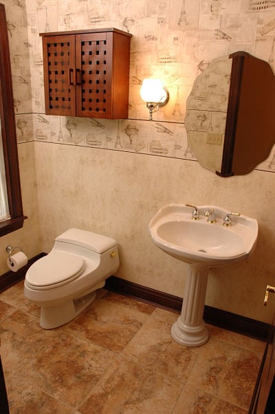 pedestal sink