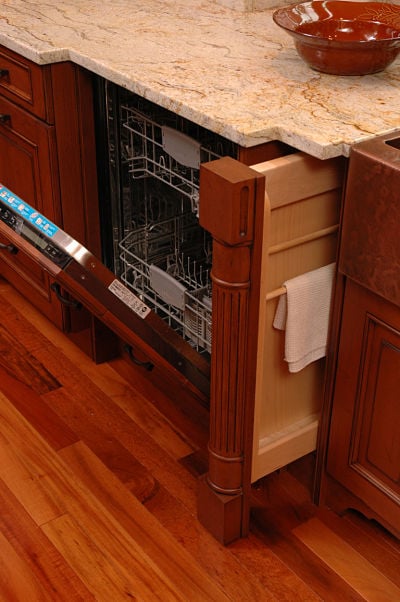 11 “Must Have” Accessories for Kitchen Cabinet Storage