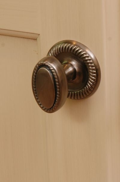 oval cabinet knob with back plate