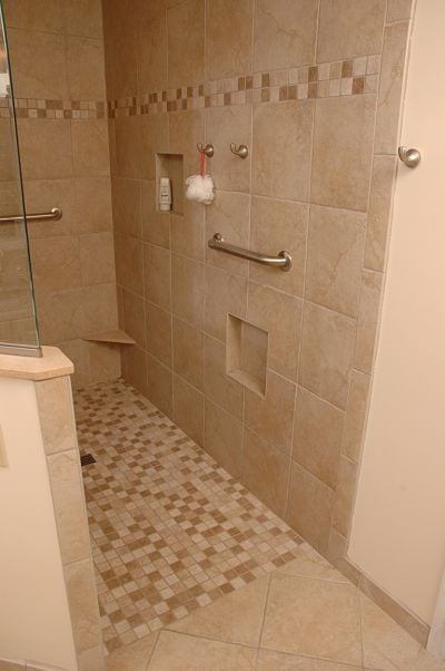 4 Design Options For Walk In Showers 1084