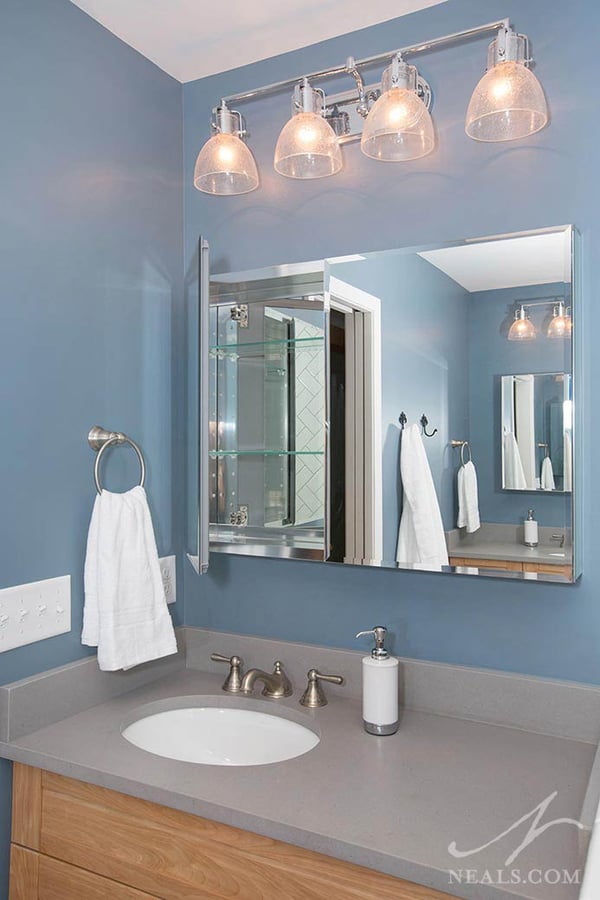 Selecting Lights & Mirrors for Your Bathroom Vanity
