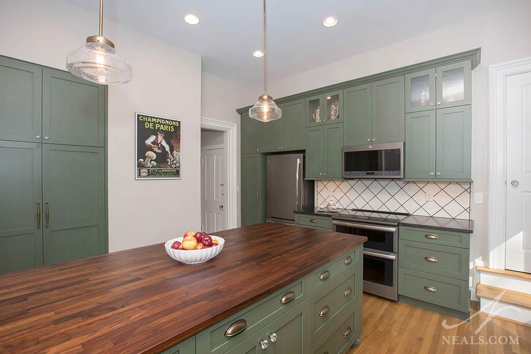 A Wyoming Kitchen Remodel with Farmhouse Influence