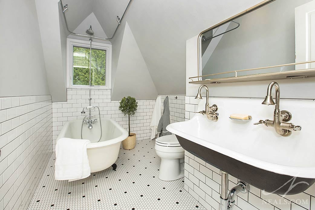 Farmhouse Bathroom Remodel in Newport