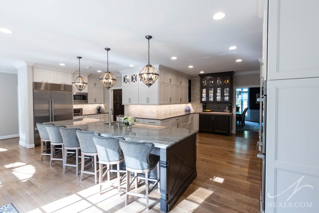 5 Considerations in Kitchen Island Design