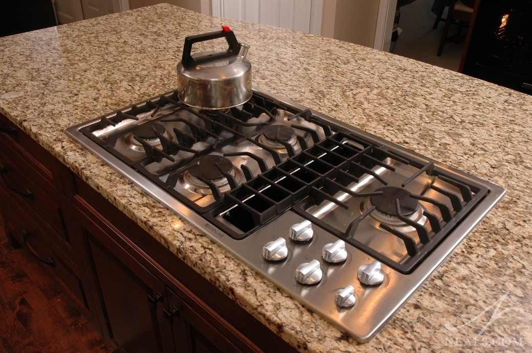 Gas Cooktop with Side Controls